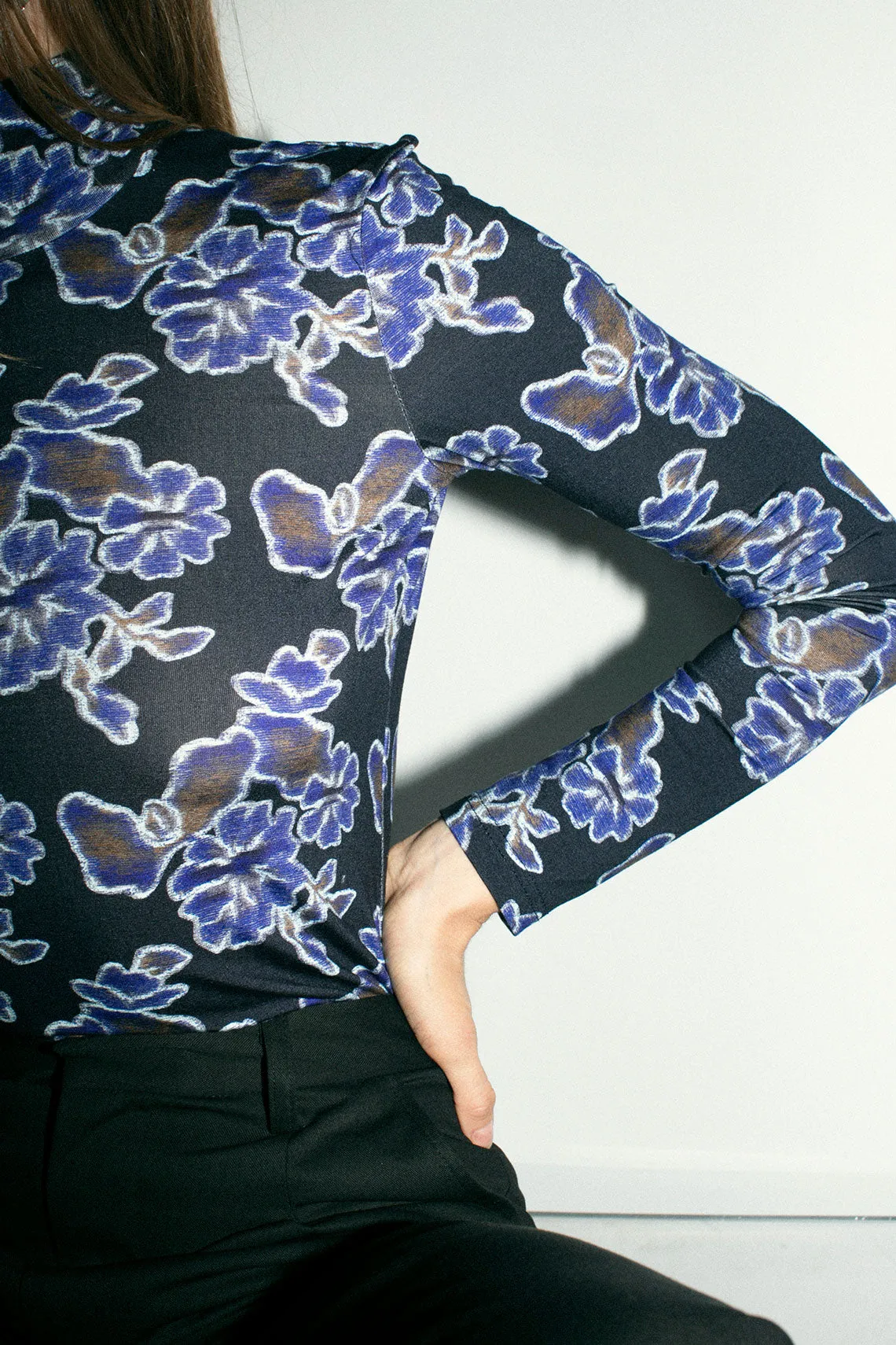 Black & Blu Camellia Scout Turtle