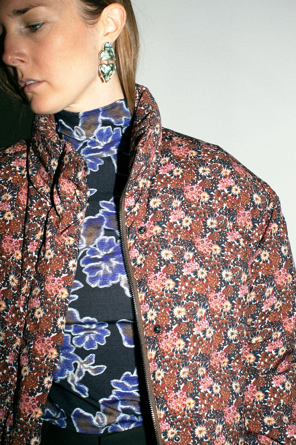 Black & Blu Camellia Scout Turtle