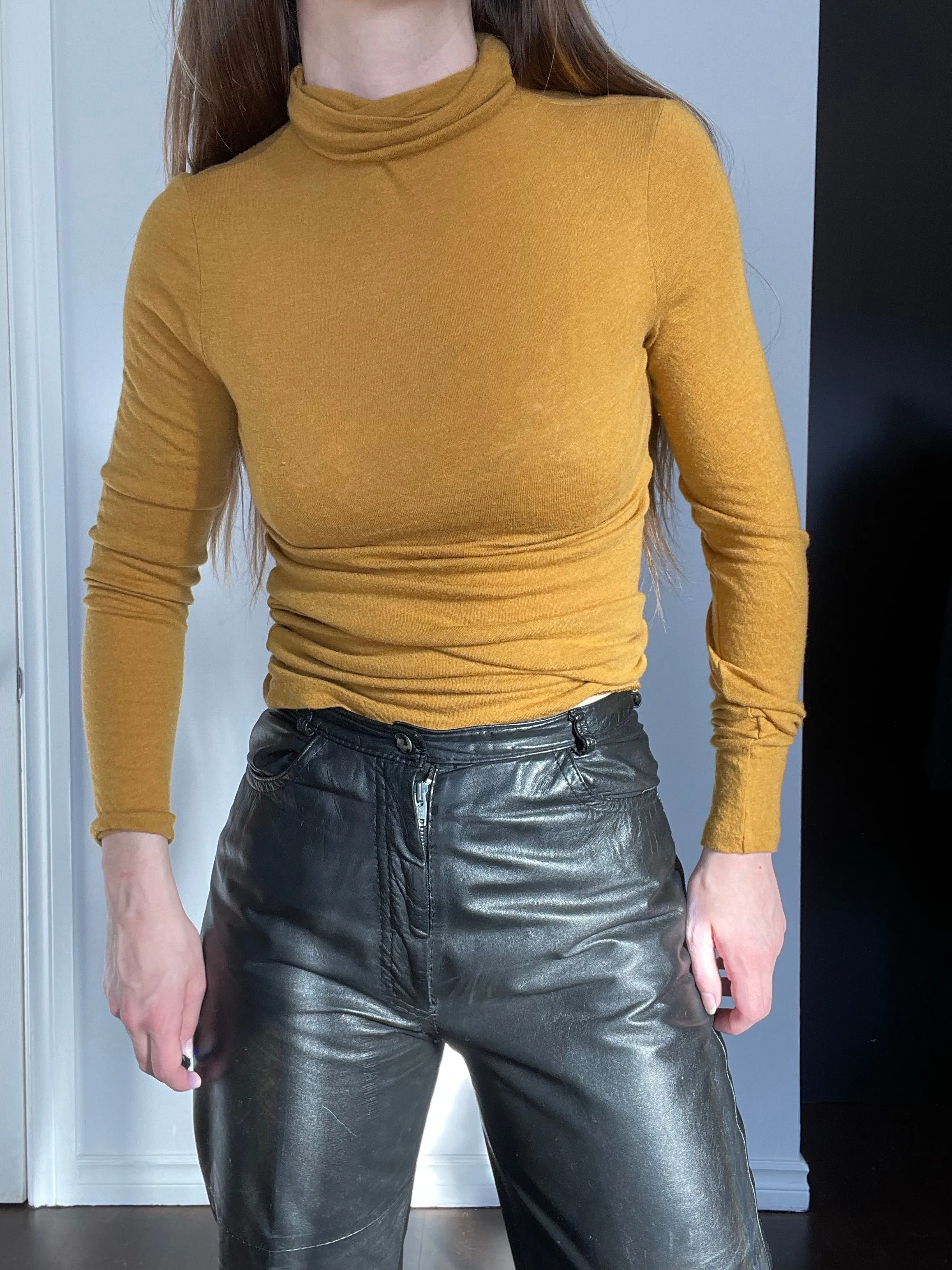 Club Monaco Soft Mustard Turtleneck - XS