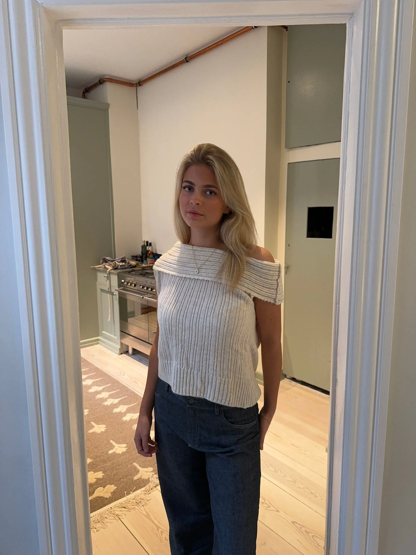 Elinor off shoulder knitted vest - Off white