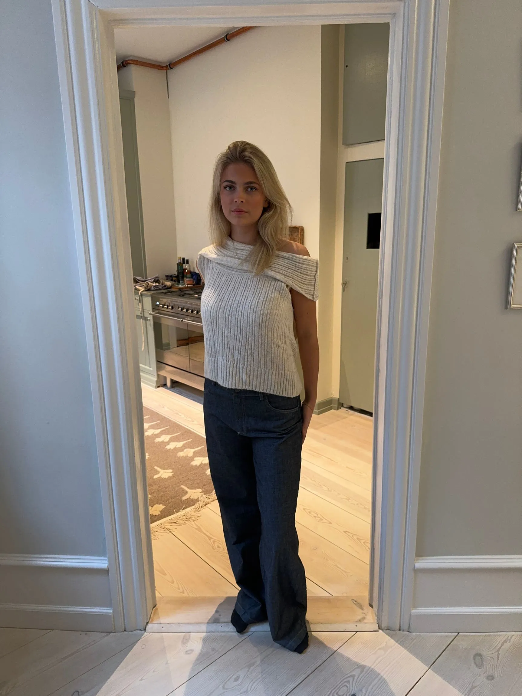 Elinor off shoulder knitted vest - Off white