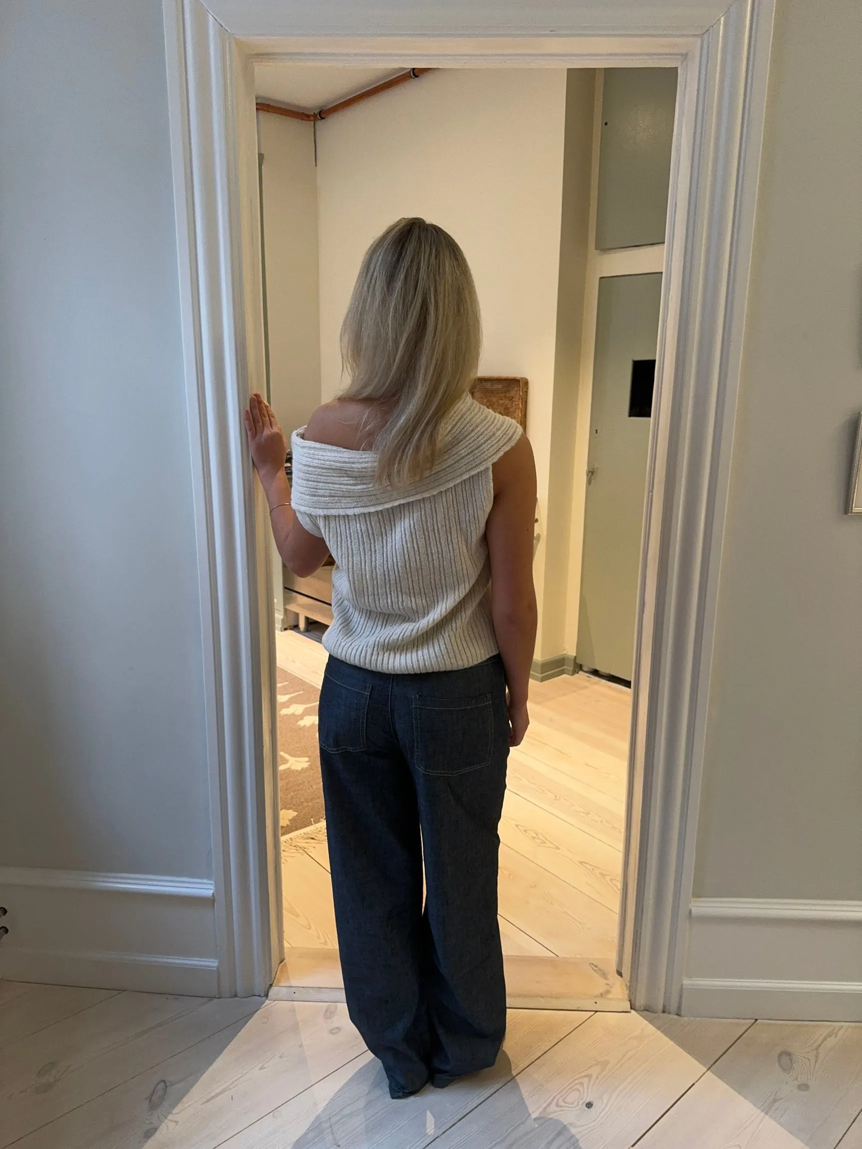 Elinor off shoulder knitted vest - Off white