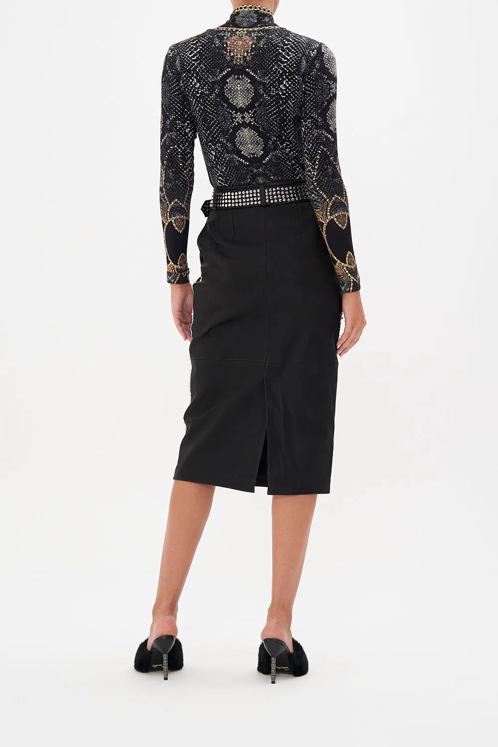 JERSEY TURTLENECK WILD HORSES
