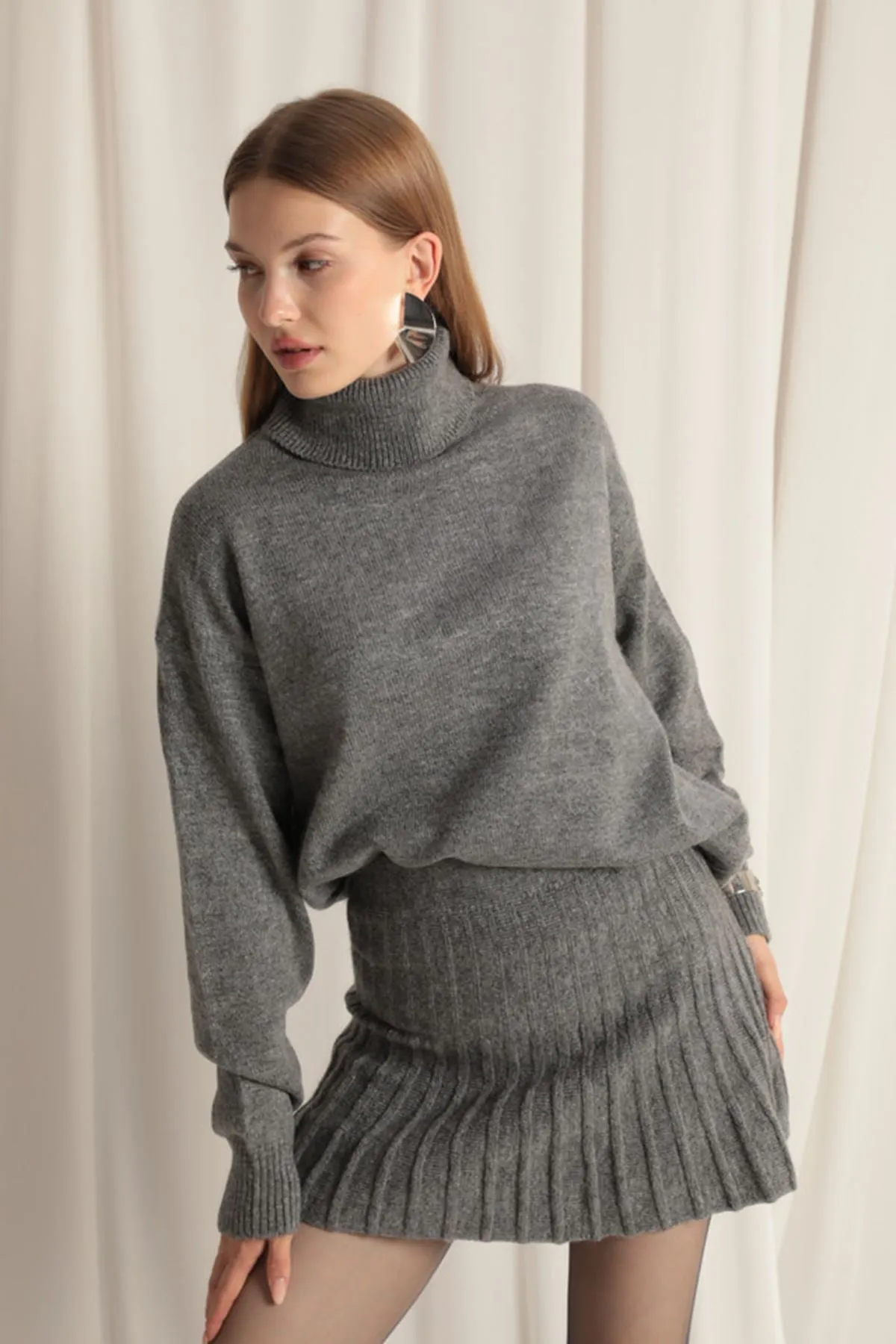 Knitwear Fabric Turtleneck Sweater Anthracite Skirt Set