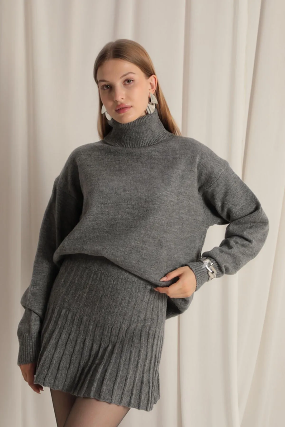 Knitwear Fabric Turtleneck Sweater Anthracite Skirt Set