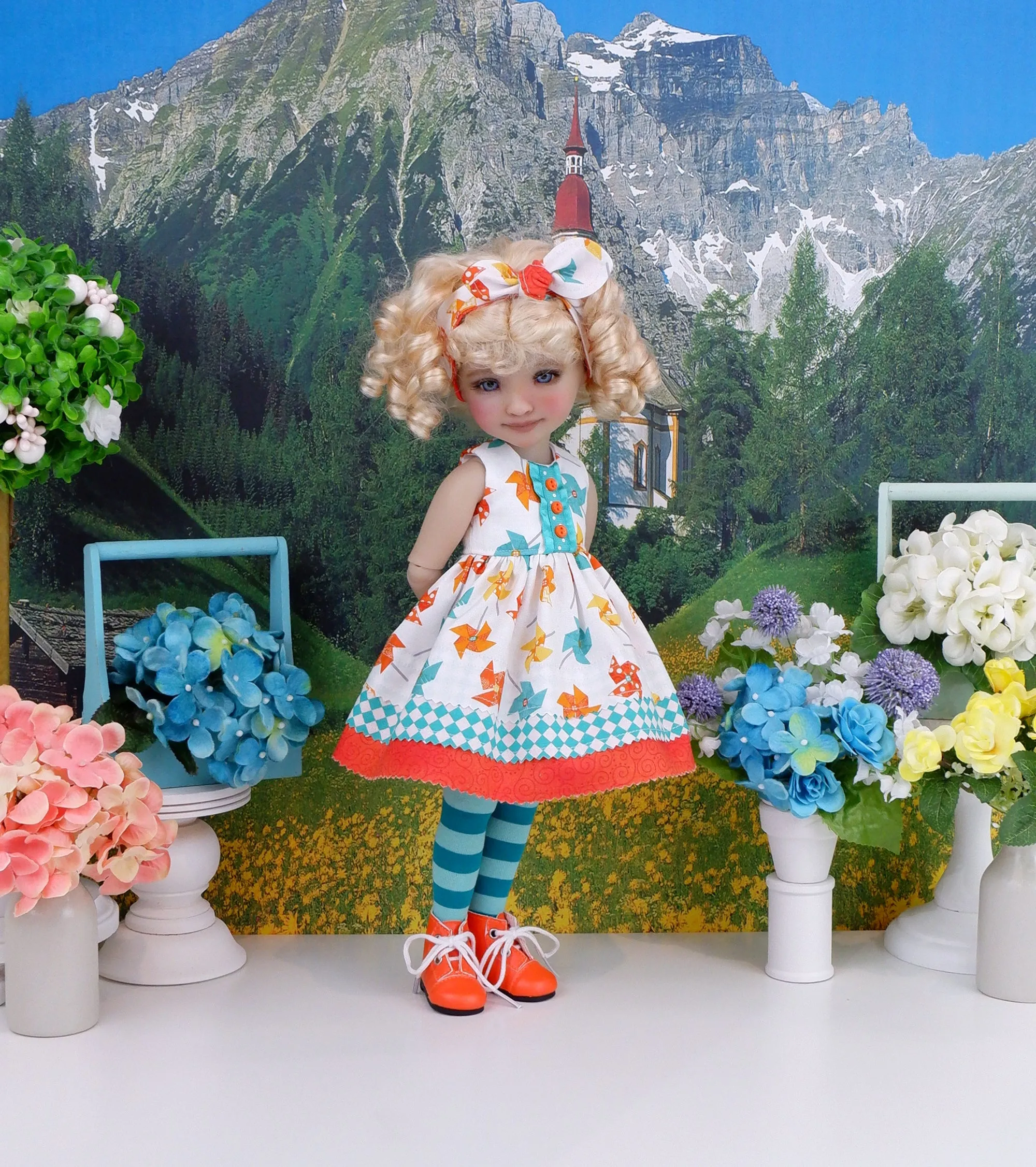 Pretty Pinwheel - dress with boots for Ruby Red Fashion Friends doll