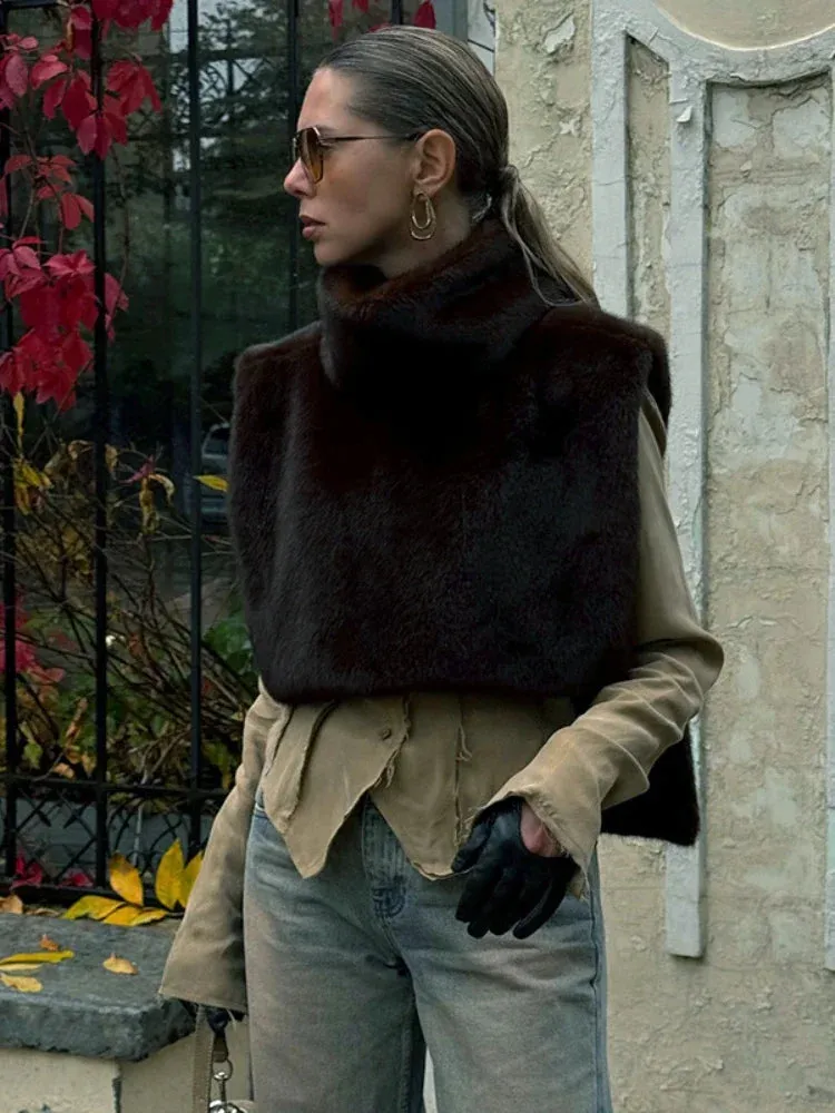 Turtleneck Faux Fur Sleeveless Jacket