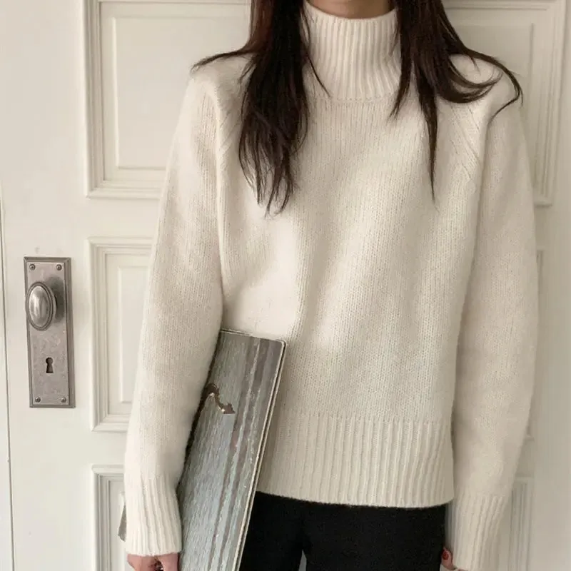 Women's turtleneck sweater