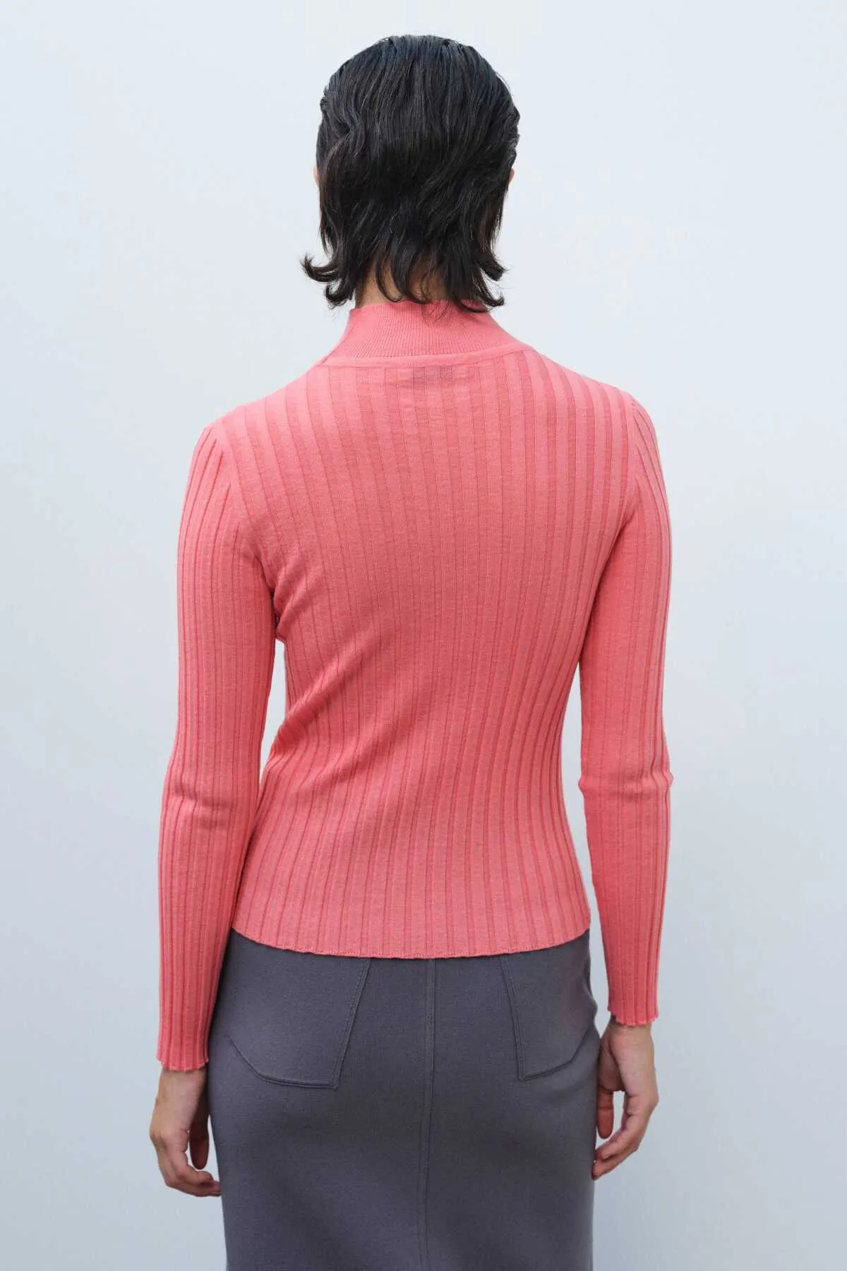 Wool Blended Mock Neck Pink Sweater