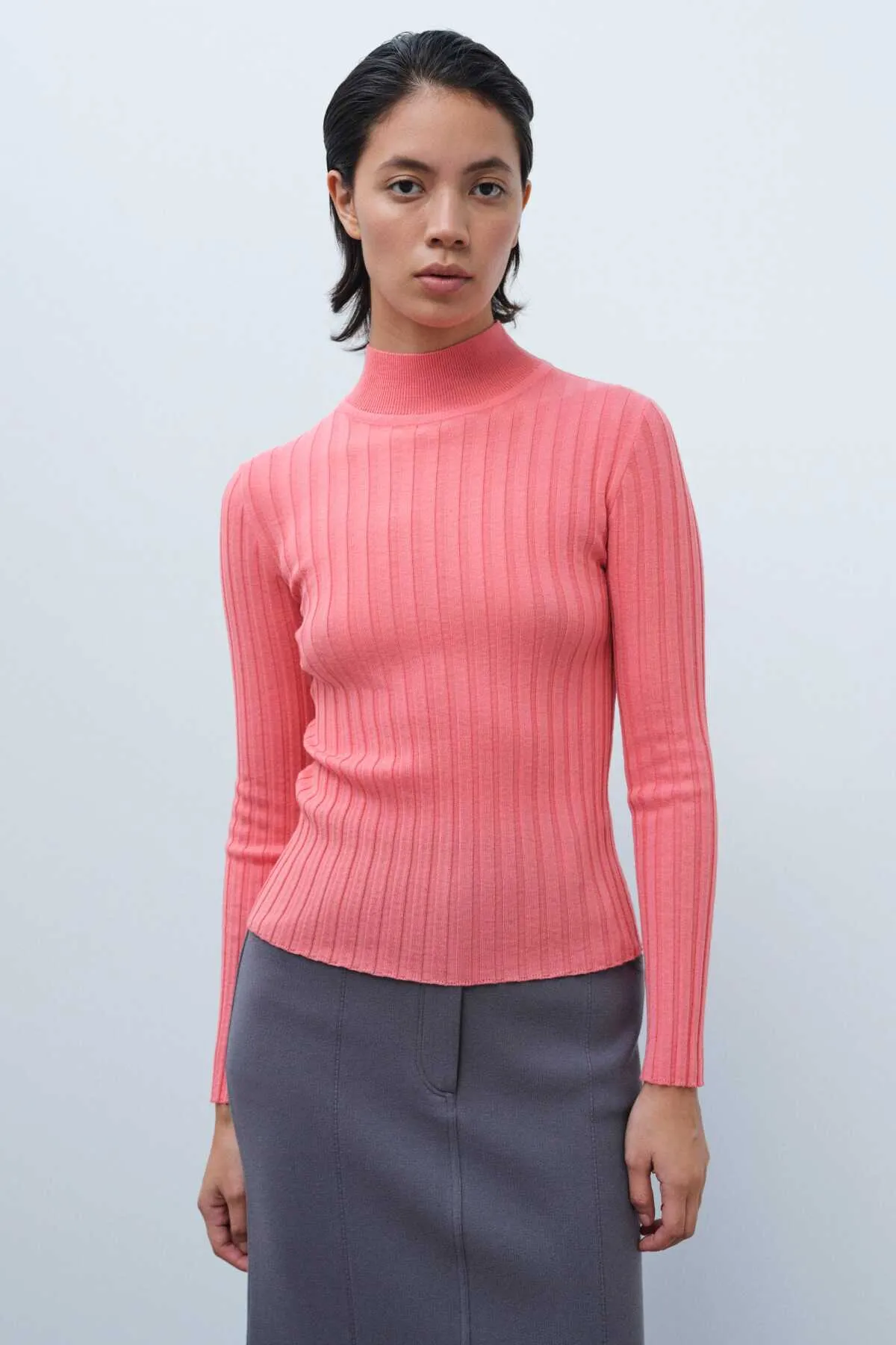 Wool Blended Mock Neck Pink Sweater